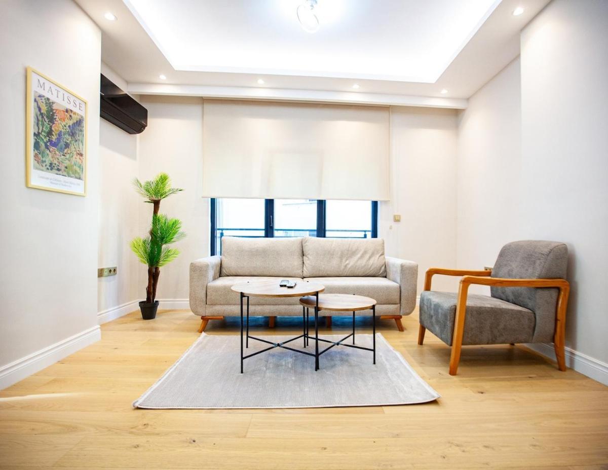 Apartment Mayer Skycon In Besiktas 2 Istanbul